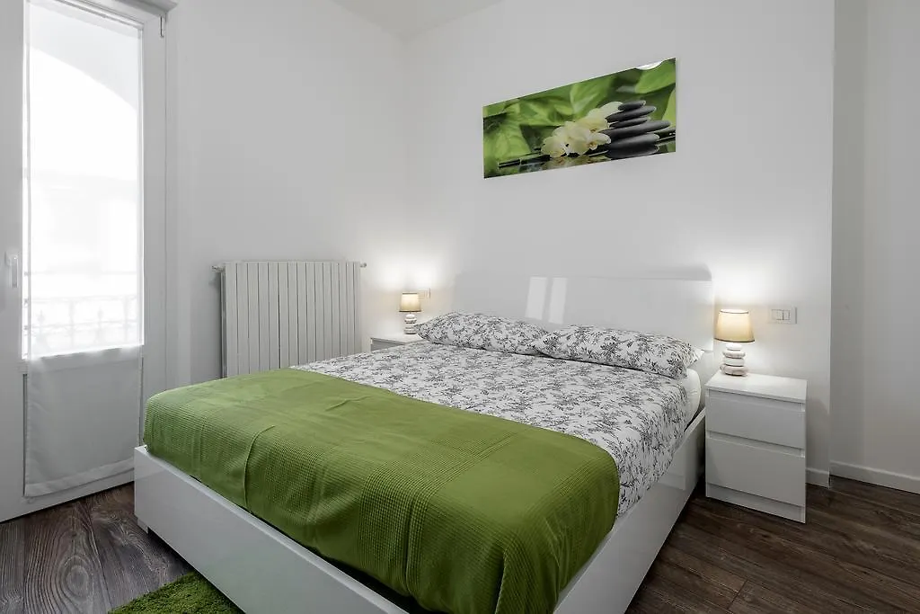 Stayeasy Filzi11 - 3 Bedrooms, 2 Baths - Central Station-1